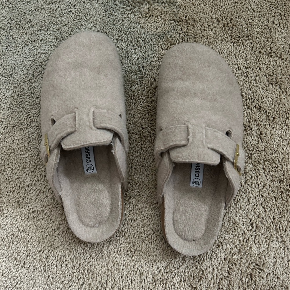 Cushionaire Fuzzy Slip On Clogs